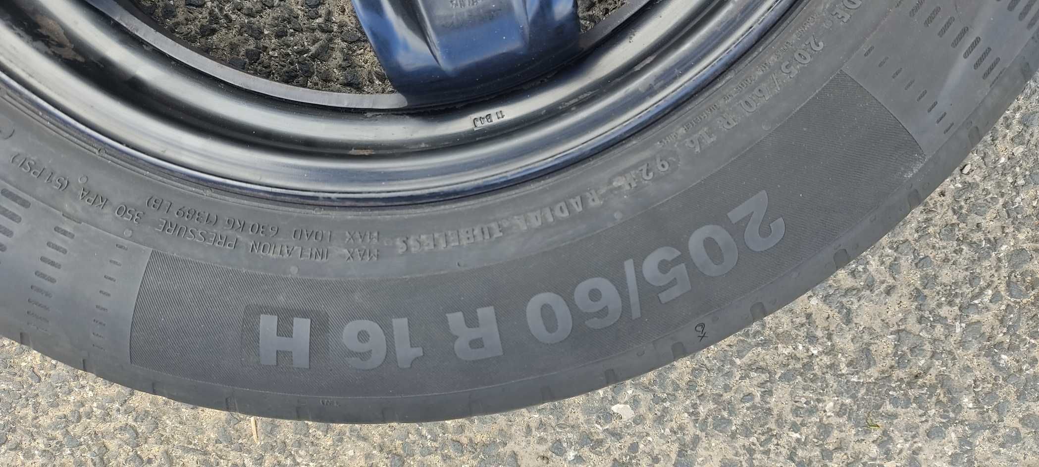 Vende-se pneu usado em boas condições 205/60 R16 5x114.3