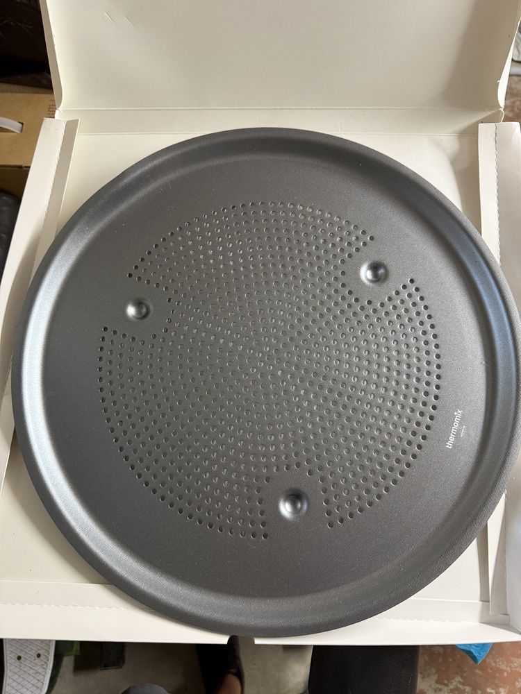 Blacha do pizzy vorwerk Thermomix duża perforowana 38cm TM5 TM6 TM7