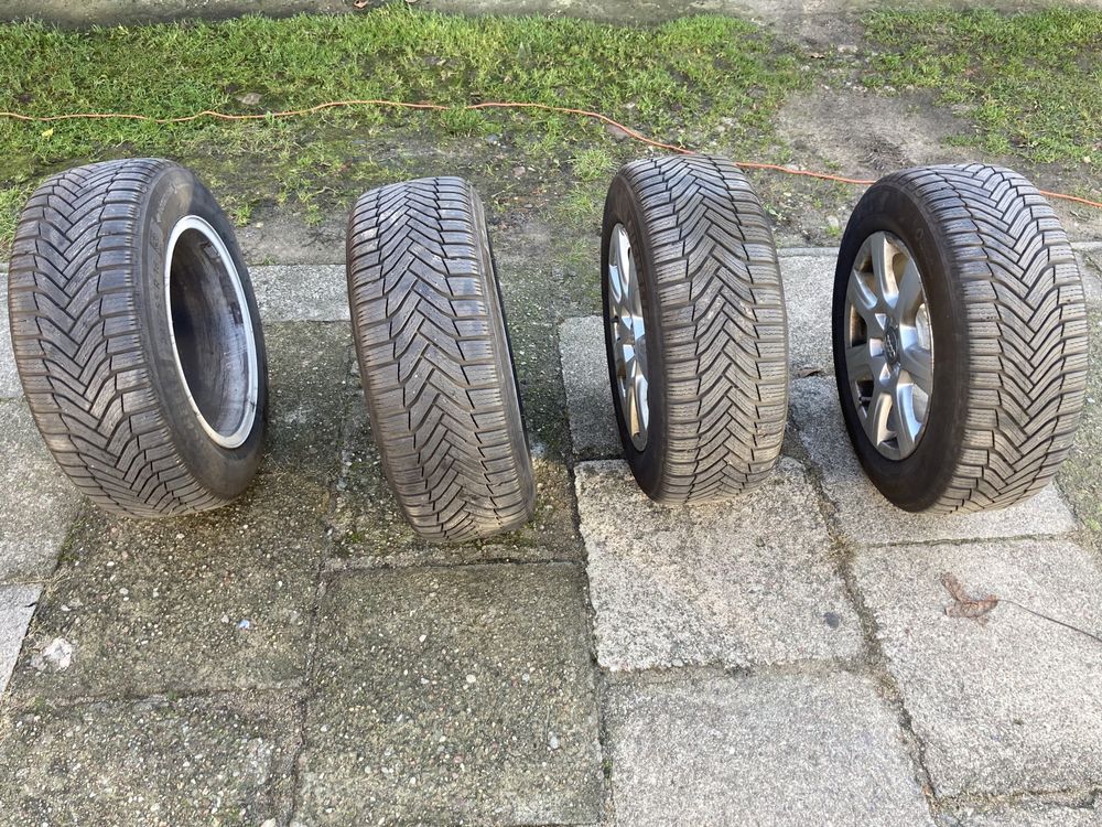 Opony zimowe z felgami michelin plus felgi audi 225/55 R16