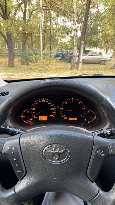 Toyota Avensis 2.0 дізель