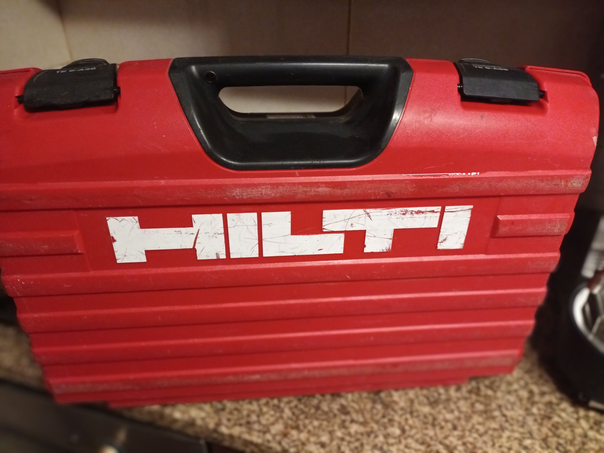 Martelete a bateria hilti