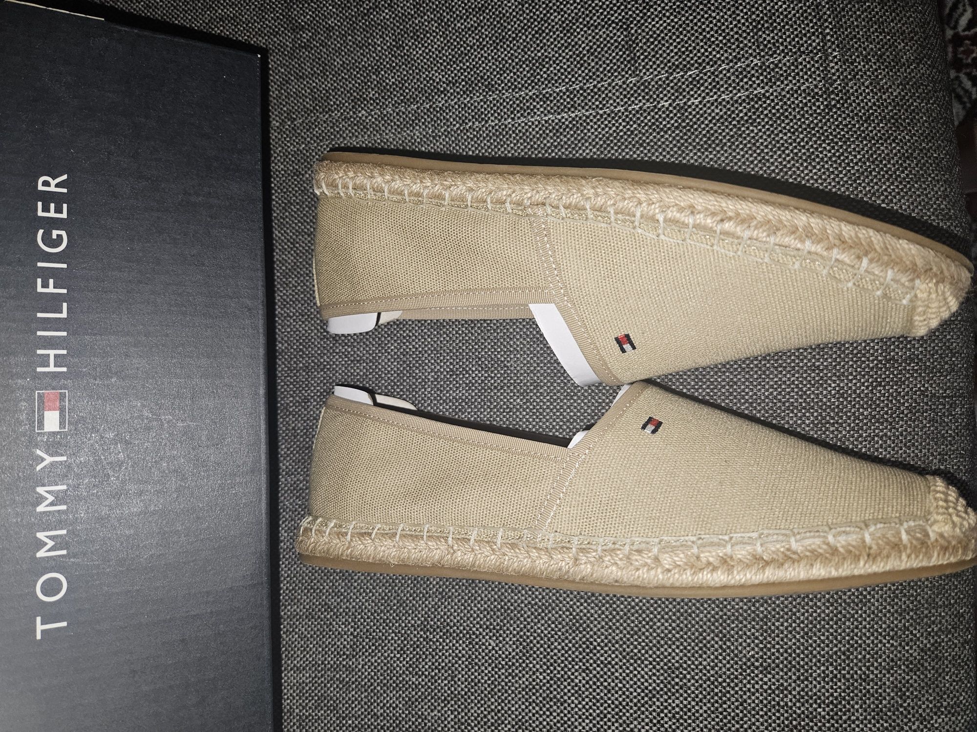 Nowe Espadryle r.38 Tommy Hilfiger beżowe brąz Flag Canvas Espadrile