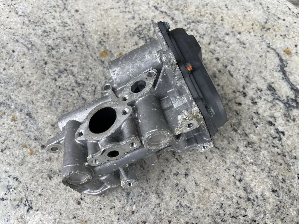 A6541404301 Клапан рецеркуляції EGR Mercedes 2.0 OM654