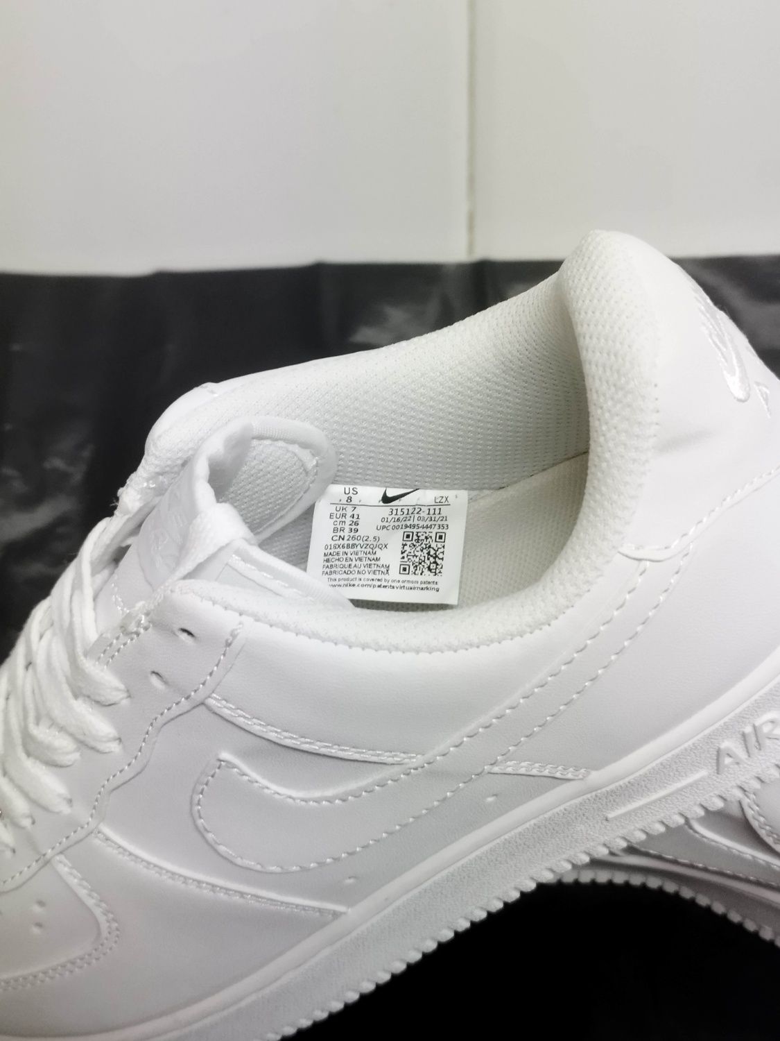 Nike Air Force 1