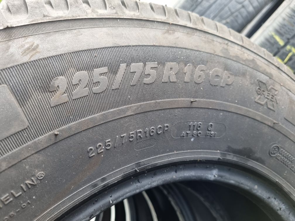 Michelin Agilis Camping 225/75/16C