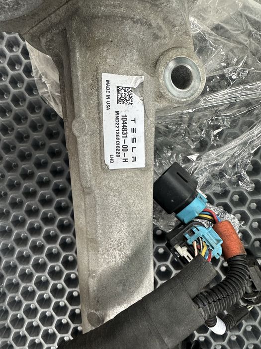 Рульова рейка Tesla 2022