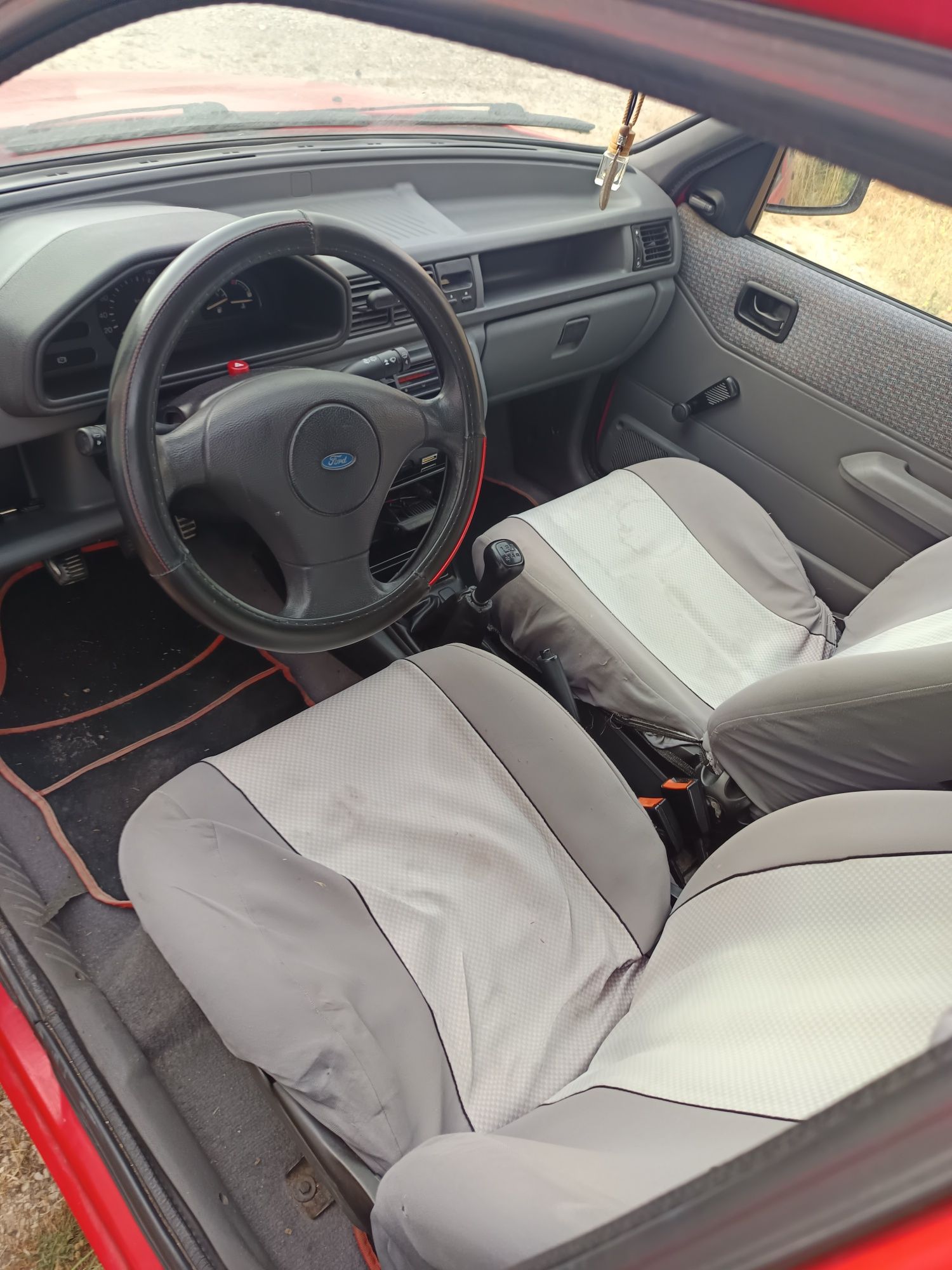Ford fiesta ano 92