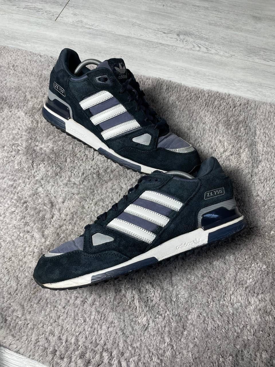 Кроссовки adidas ZX размер 43.5