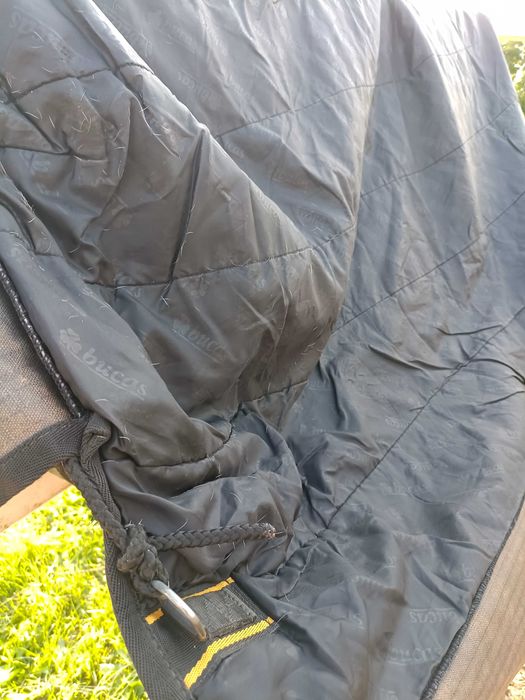 derka padokowa bucas 150g  145 cm
