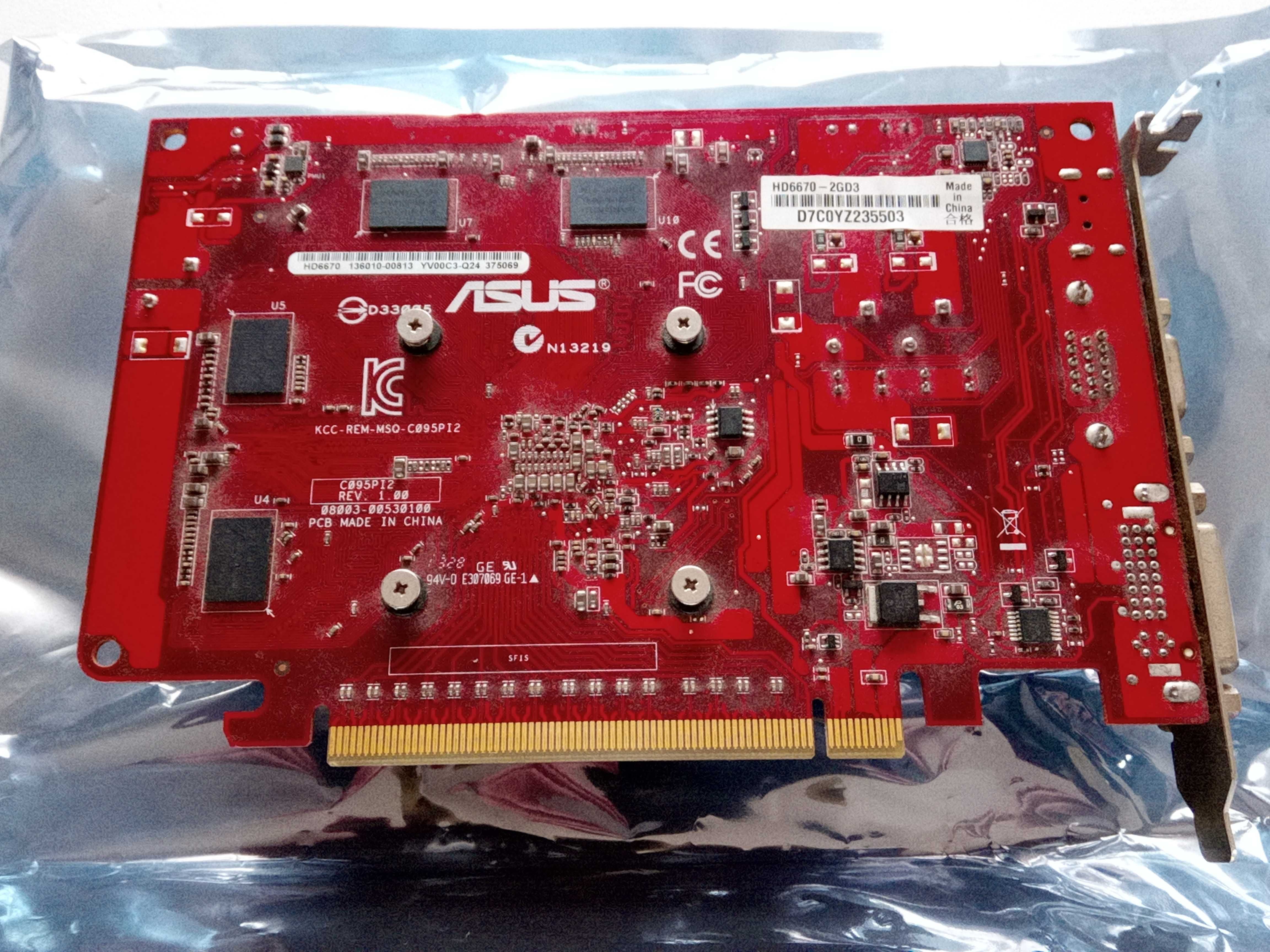 Placa gráfica ASUS HD 6670 2 GB