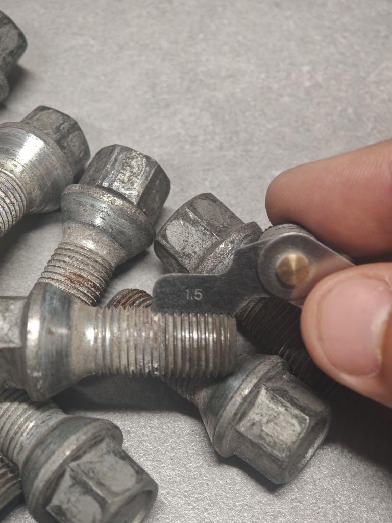 16x SRUBY DO FELG/ KÓŁ M14x1.5 STOŻKOWE / K17 - 28mm VW Audi Skoda