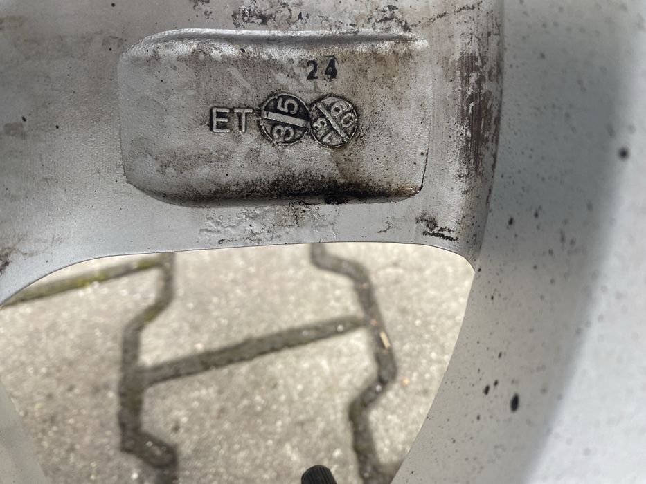 Felgi aluminiowe 5 x 112  z oponami zimowymi Audi , VW, Skoda