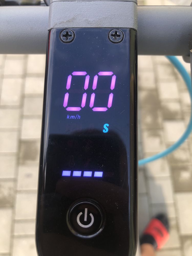 Hulajnoga elektryczna motus scooty 10