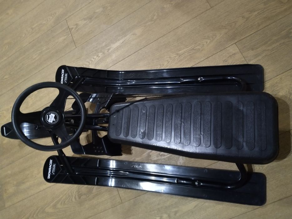 Nartosanki STIGA SnowRacer hamulcem i linka Made in Sweden