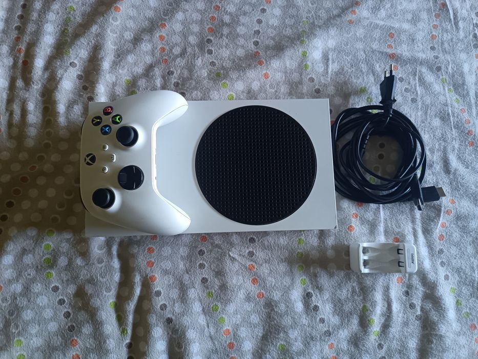 Vendo Xbox série S usado
