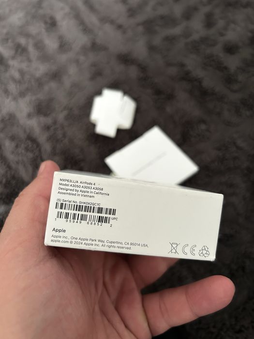 Airpods 4 оригинал на гарантии торг