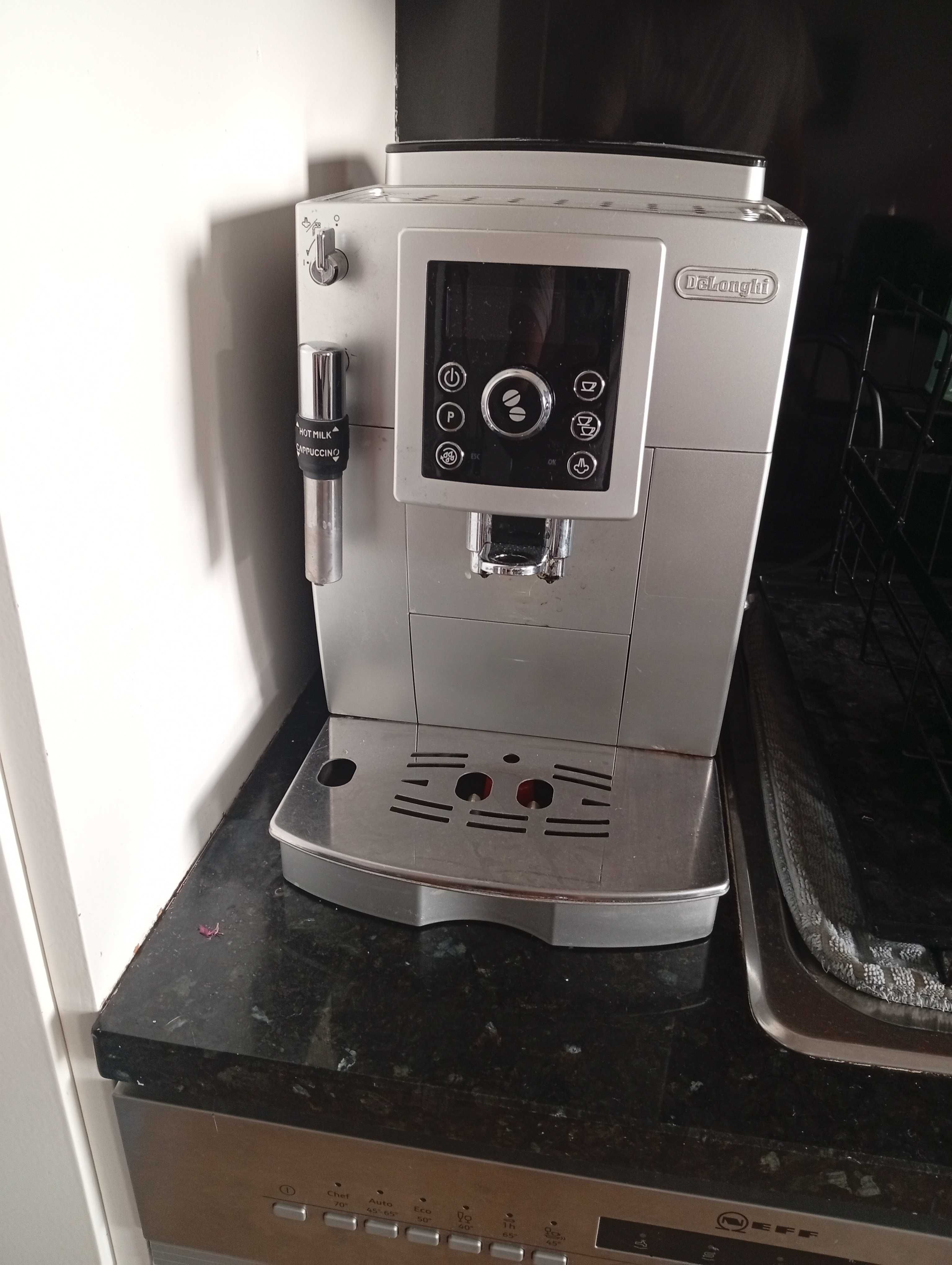 Automat do kawy DeLonghi