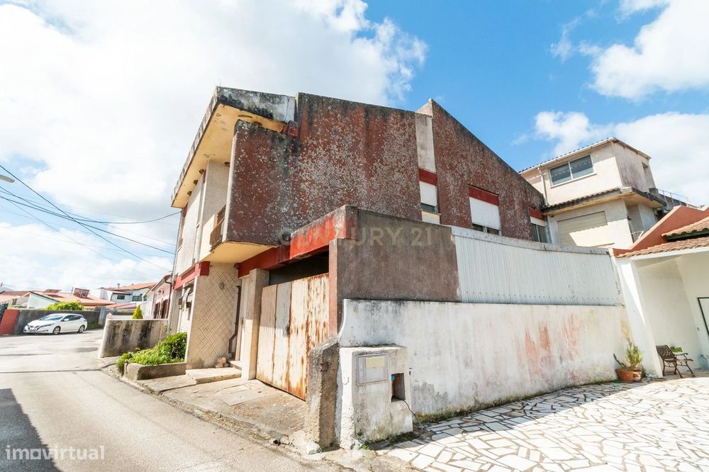 Moradia T5 na Marinha Grande