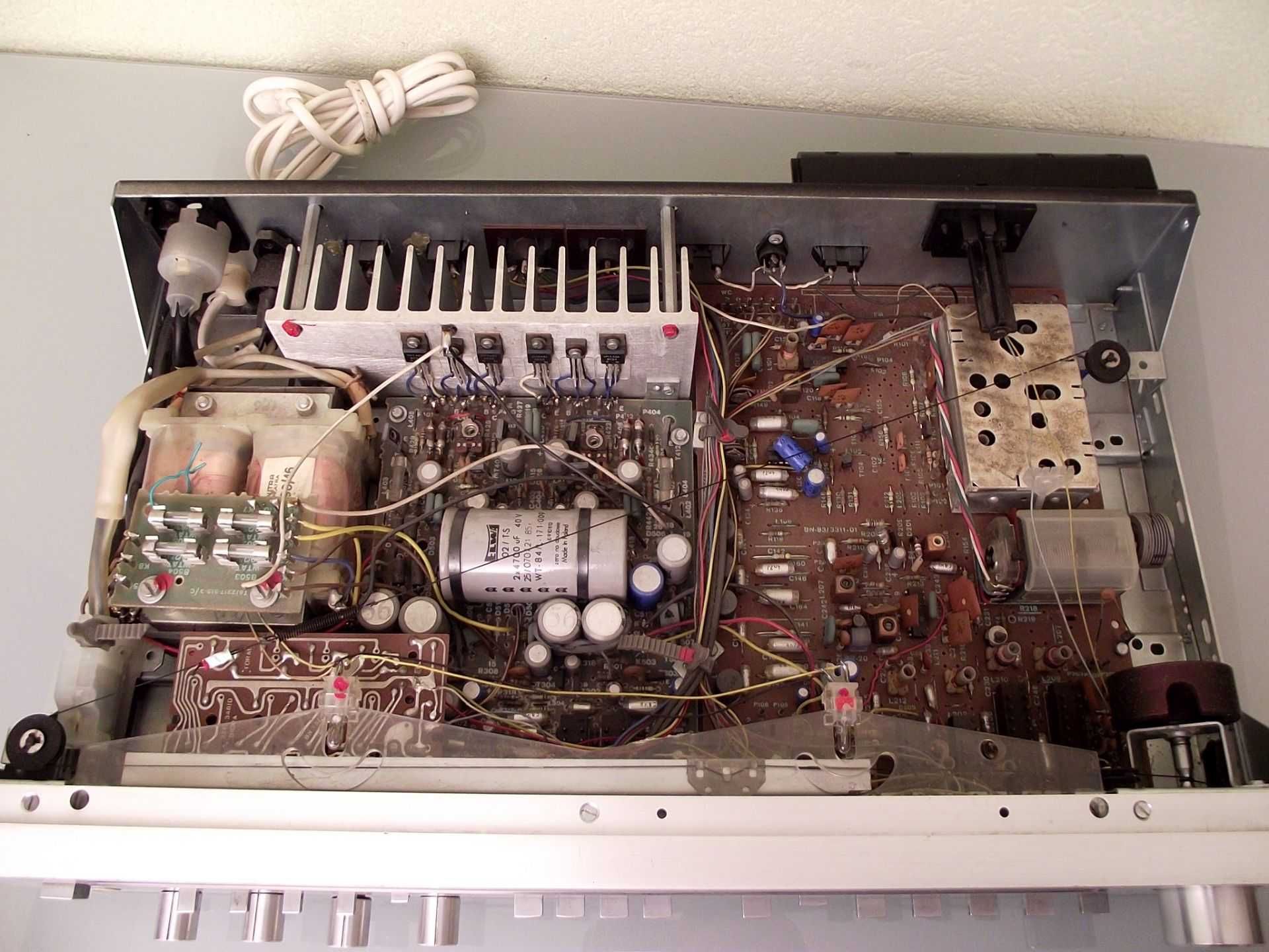 UNITRA - Wzmacniacz z radiem AWS-303 - Super stan! - Pełen orginał!