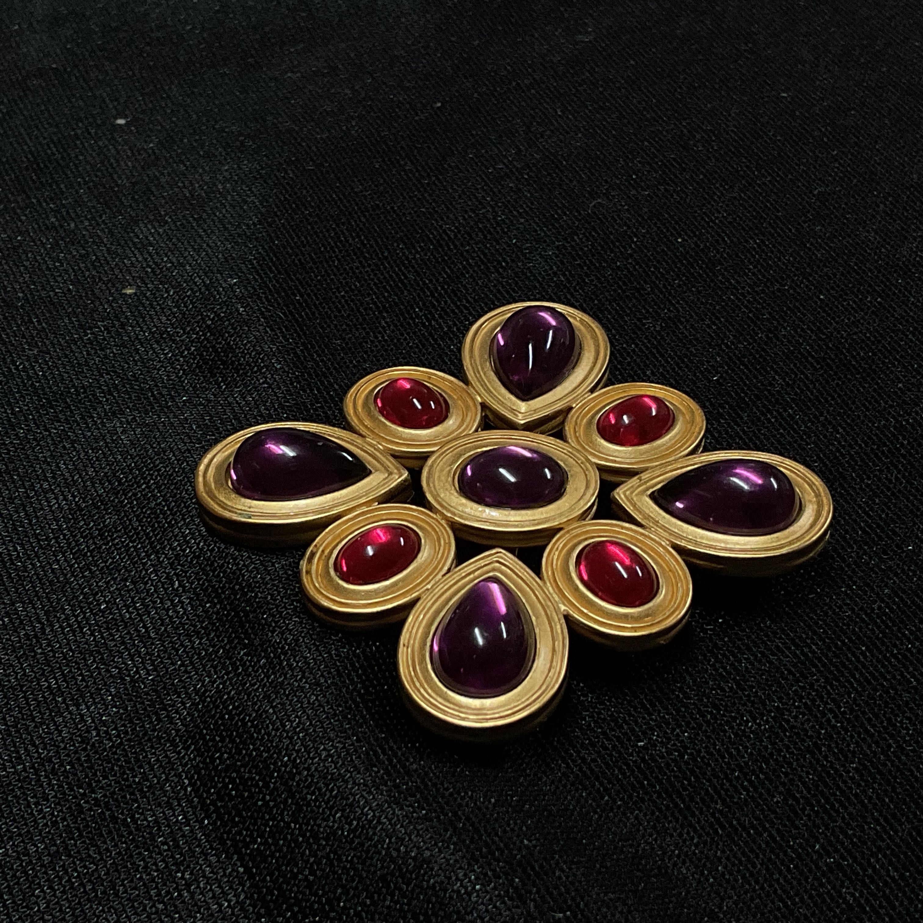 Broche biju peça vintage 6 cm