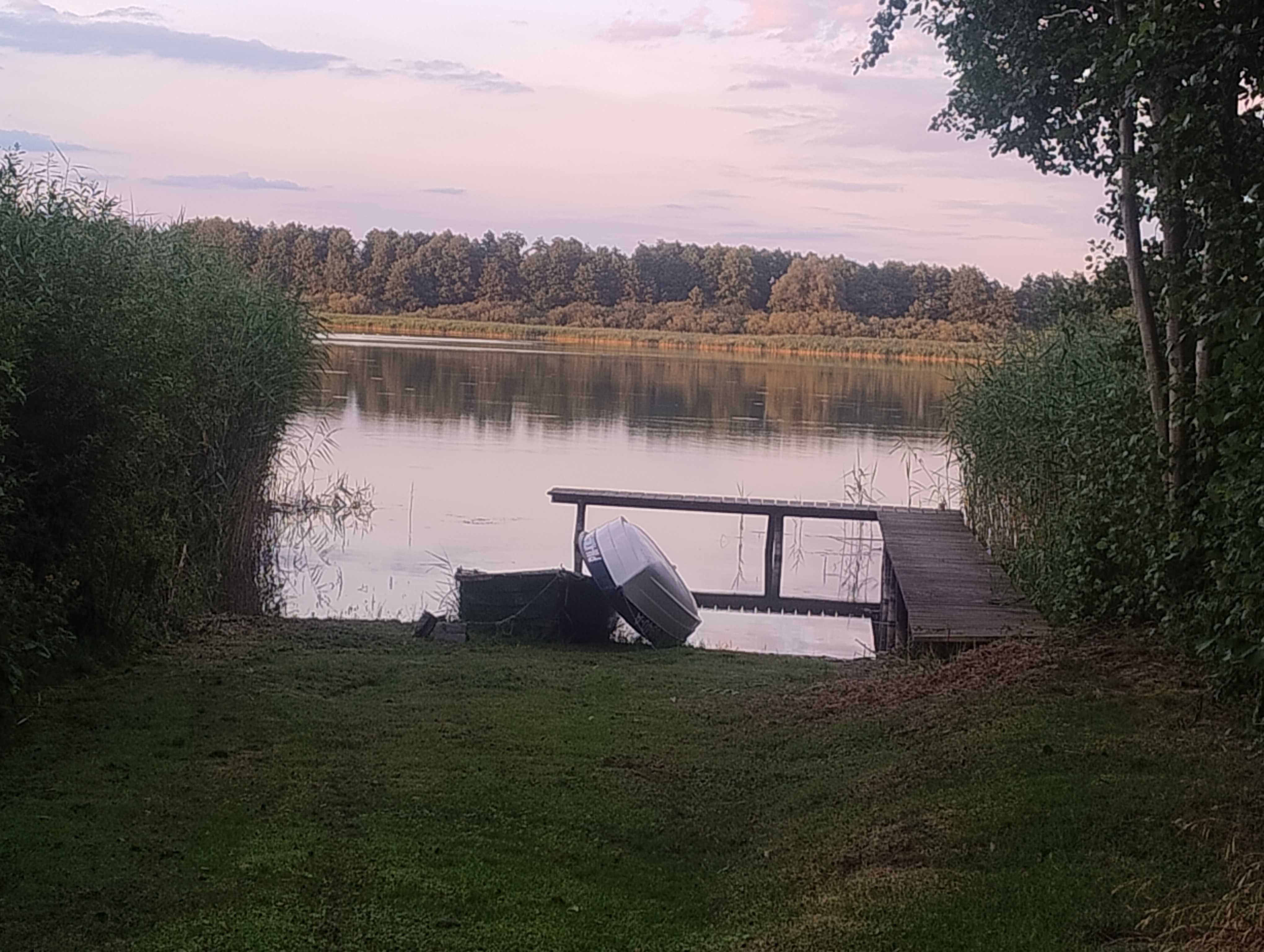 Domek nad jeziorem- Mazury- Linia Brzegowa, Prywatny Pomost