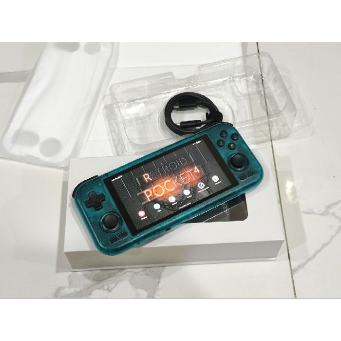 Retroid Pocket 4 Pro