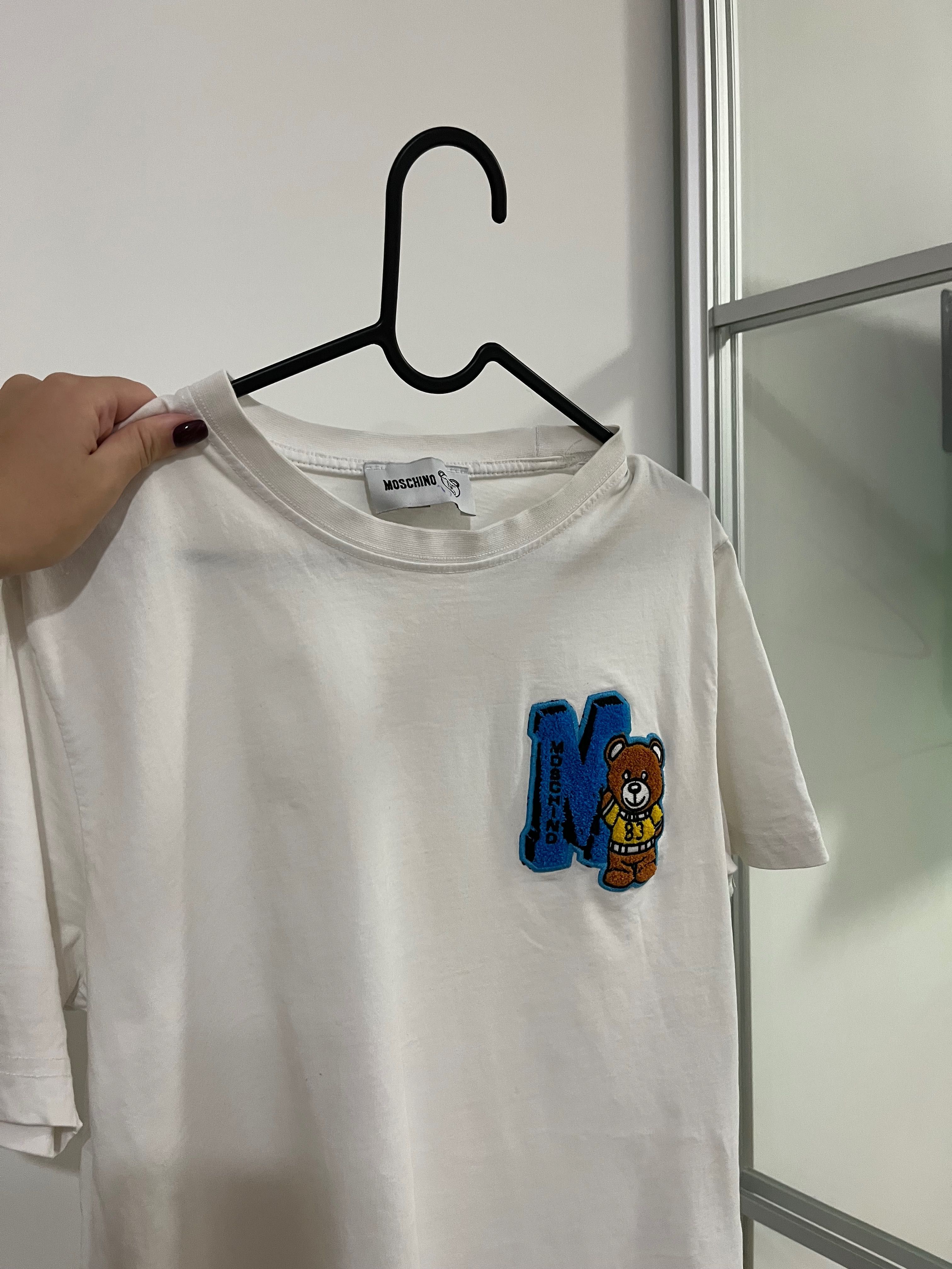 Футболка Moschino