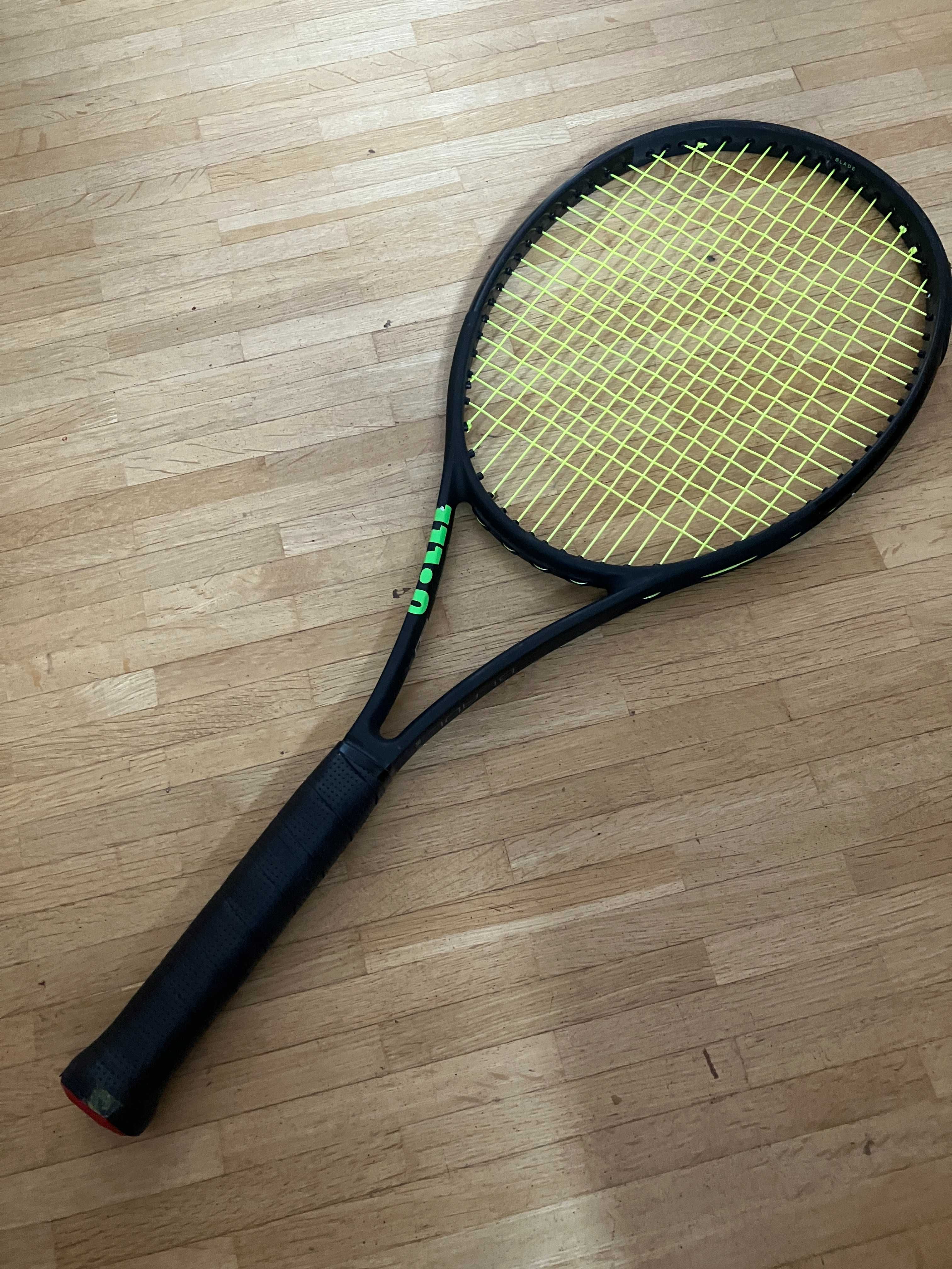 Rakieta tenisowa Wilson Blade 98 16x19 Counterveil
