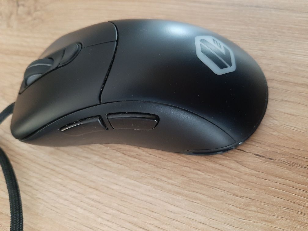 Myszka gamingowa Sharkoon Light2 100