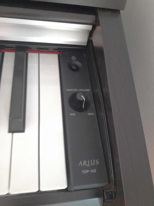 Pianino cyfrowe Yamaha + siedzisko