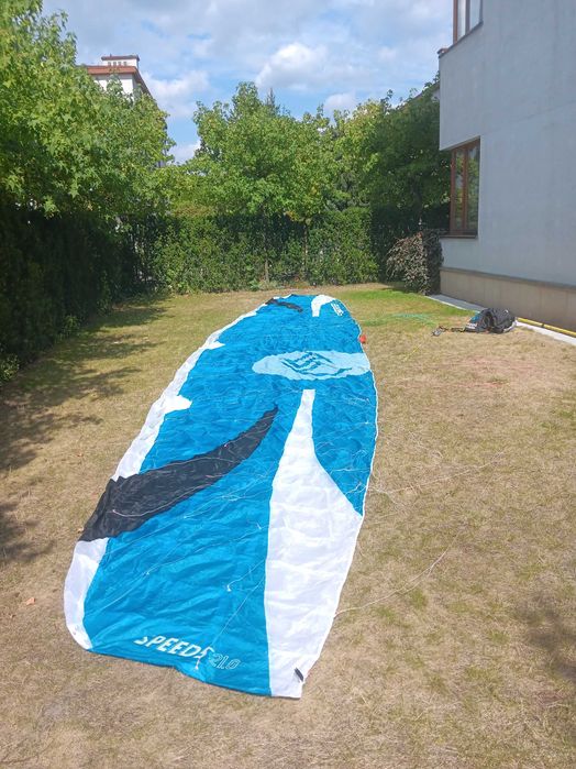 latawiec komorowy Flysurfer Speed5 21metrów z barem