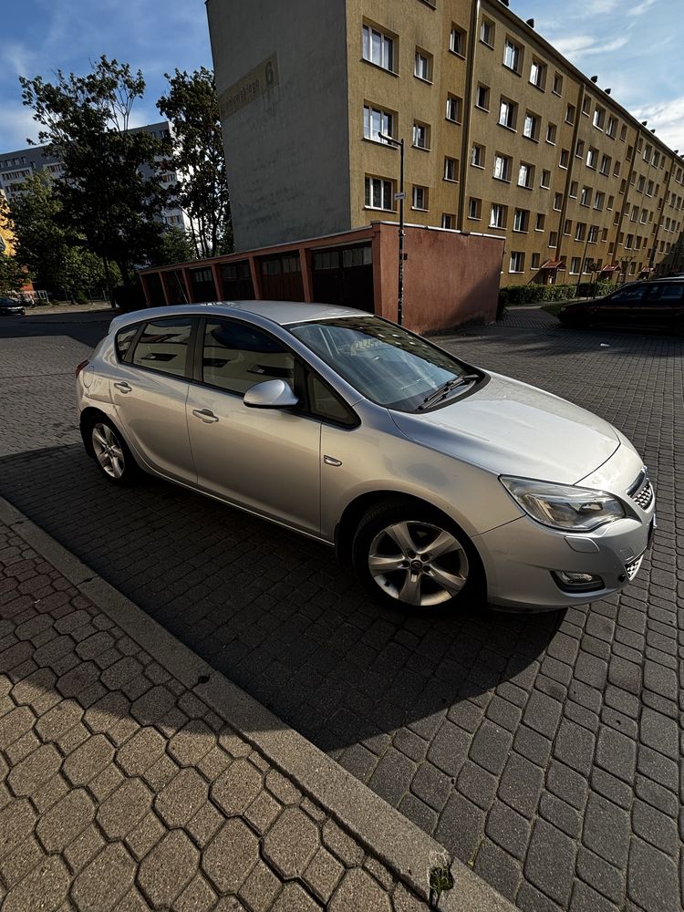 Opel Astra 1.6 2009
