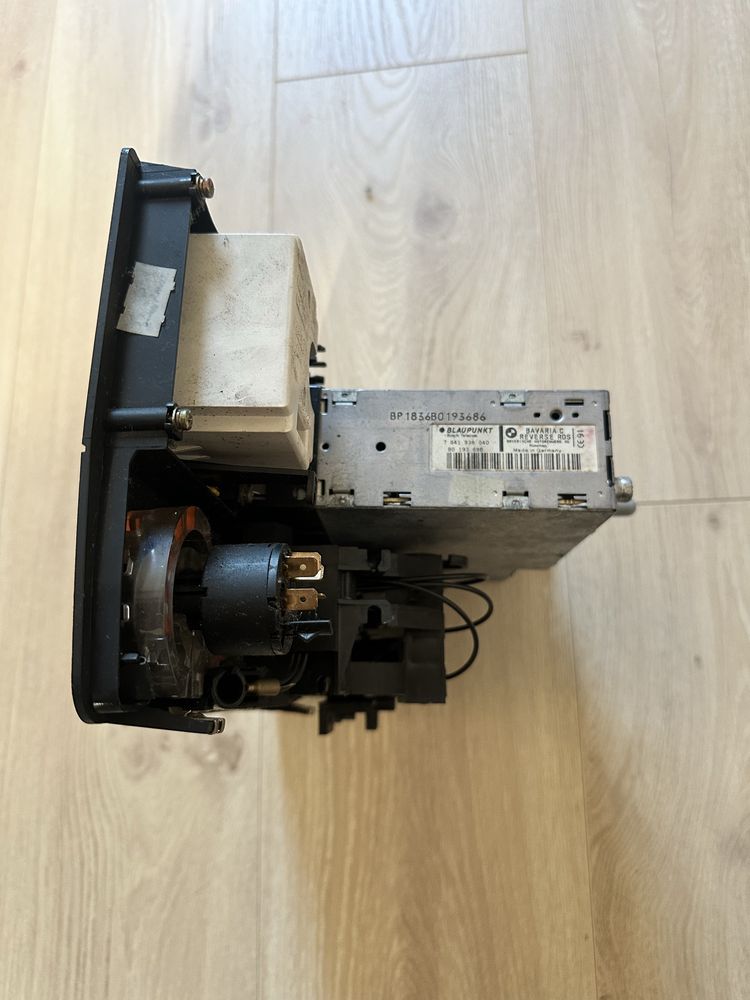 BMW e30 Panel sterowania środkowy zegarek radio reverse rds