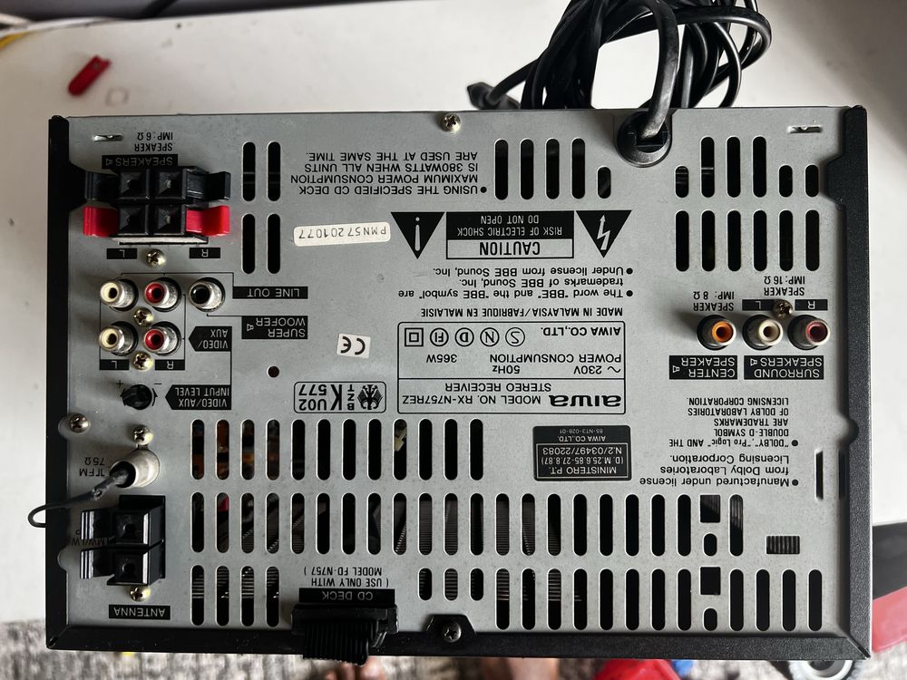 sistema de áudio Aiwa modelo NSX-D757R