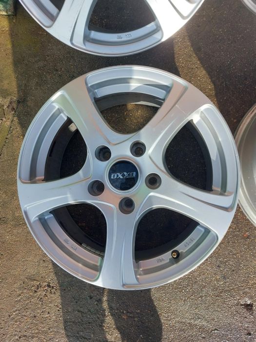 Alufelgi 5x120 16 OXXO BMW E36 E46 E87 Opel Insignia VW T5 T6 koła