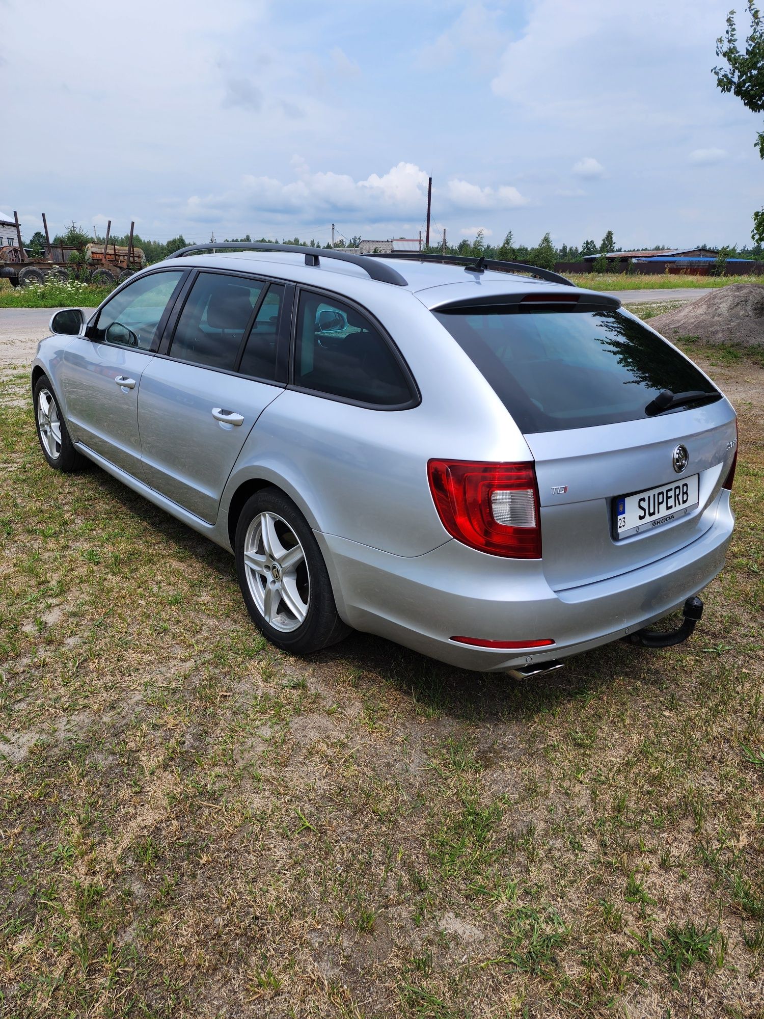 Skoda superb 2 2.0 tdi універсал