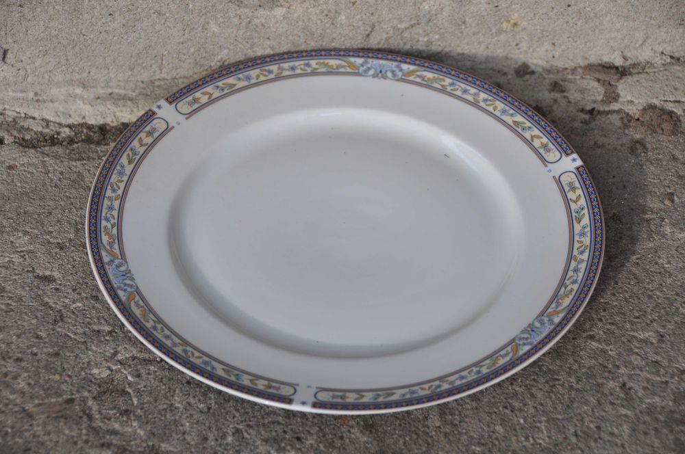 Zestaw obiadowy fabryki porcelany Książ