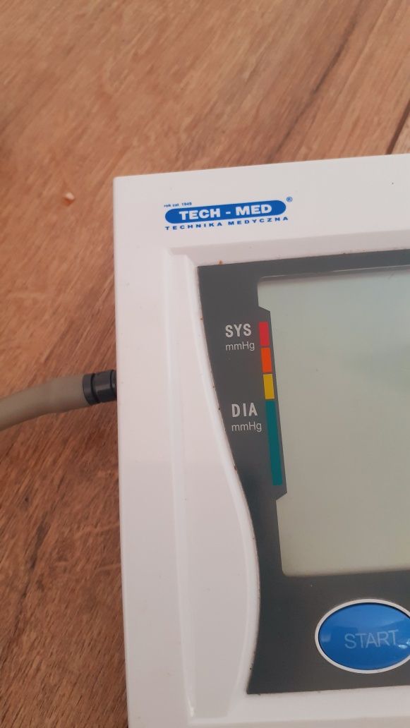 Ciśniomierze 2szt  używane cena za 2szt taniej