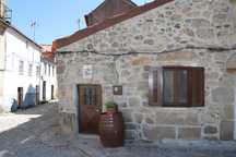 Casa reconstruida na serra da estrela