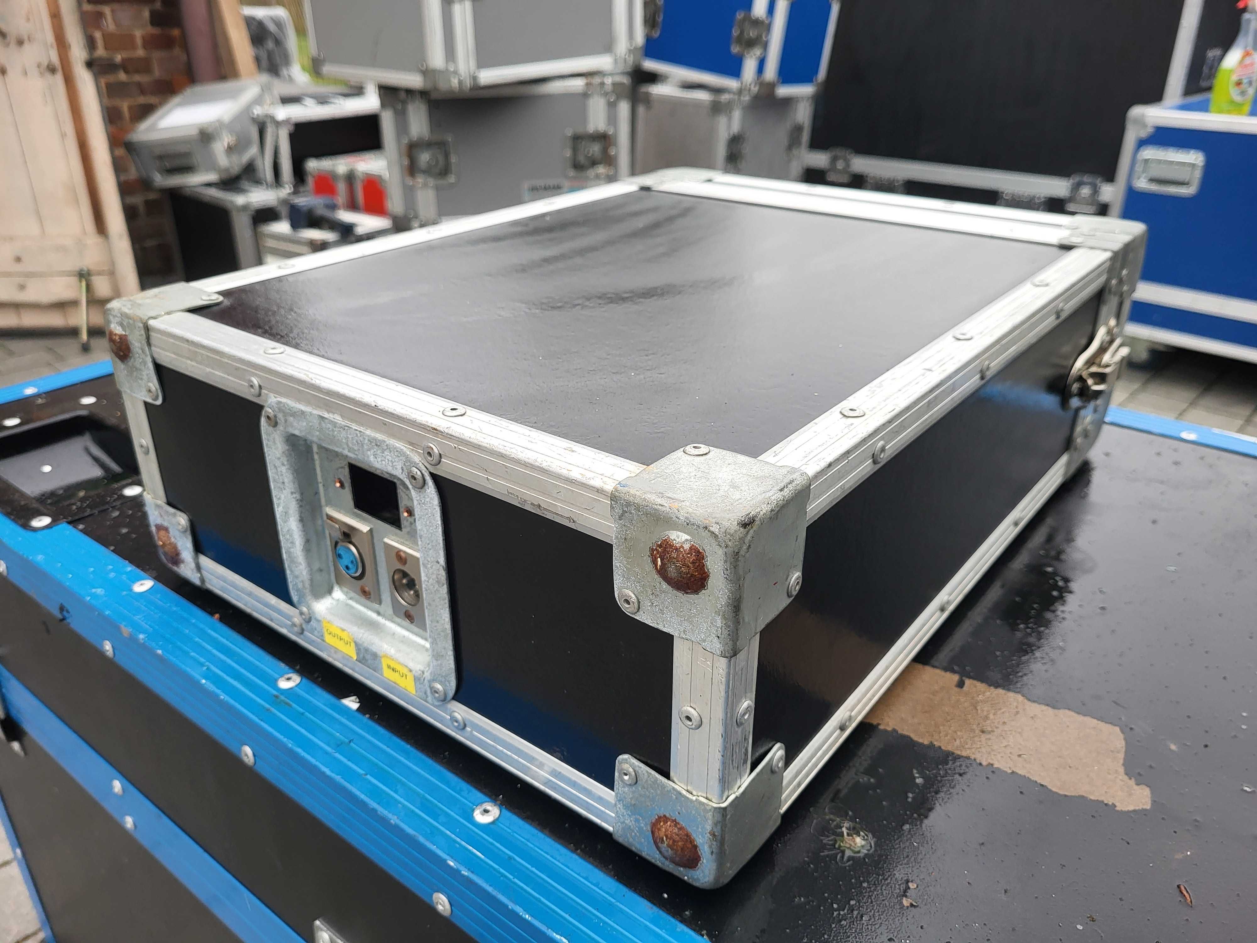Case  27x8x32 + pokrywa / faktura