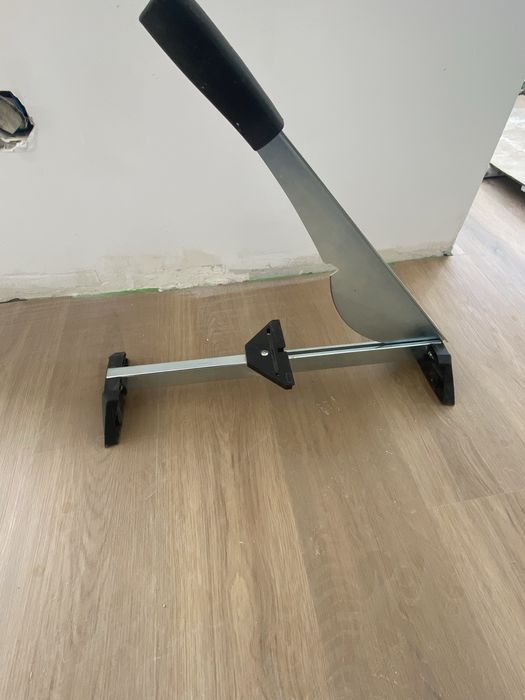 Guilhotina para corte laminado