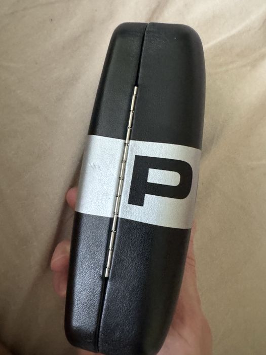 Чохол для окулярів з надписом Police