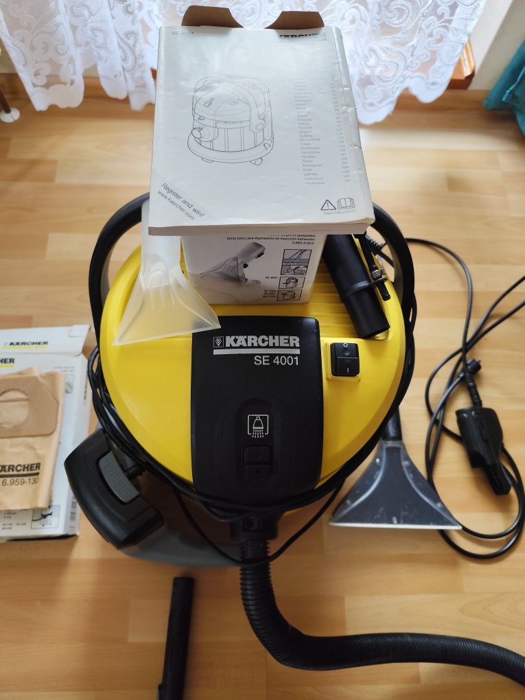 Odkurzacz piorący Karcher SE4001 plus akcesoria