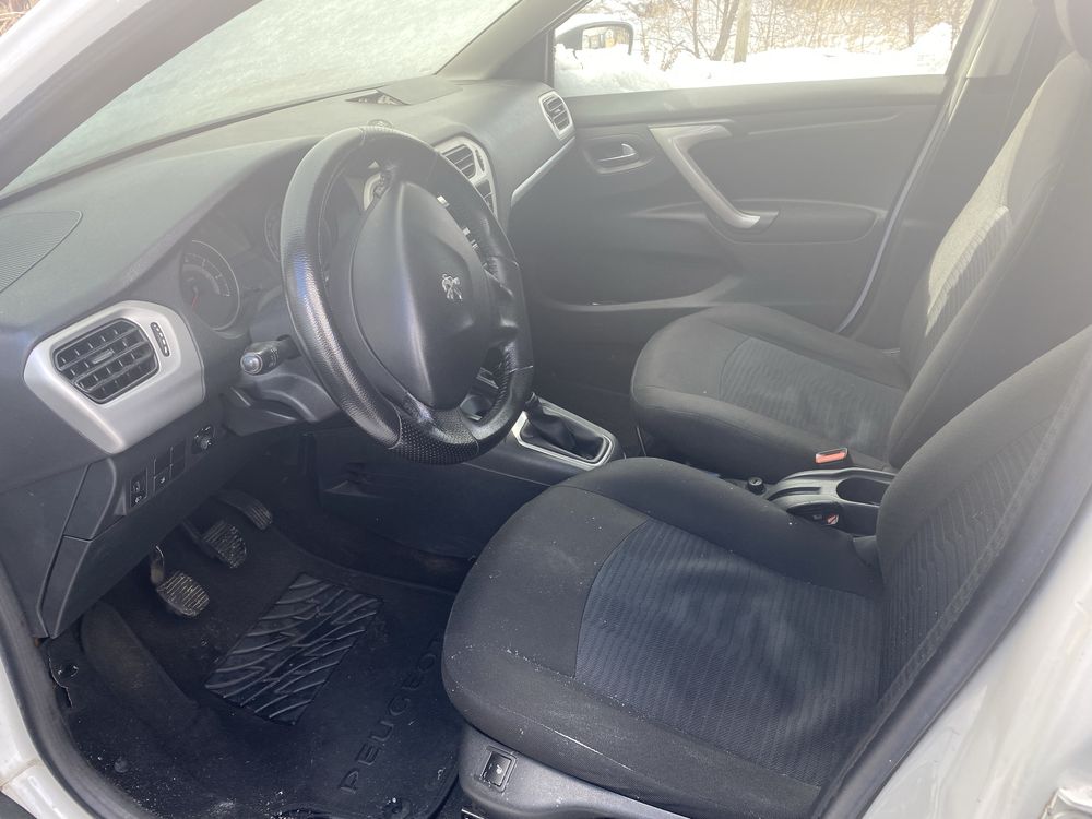 Peugeot 301 1.6d