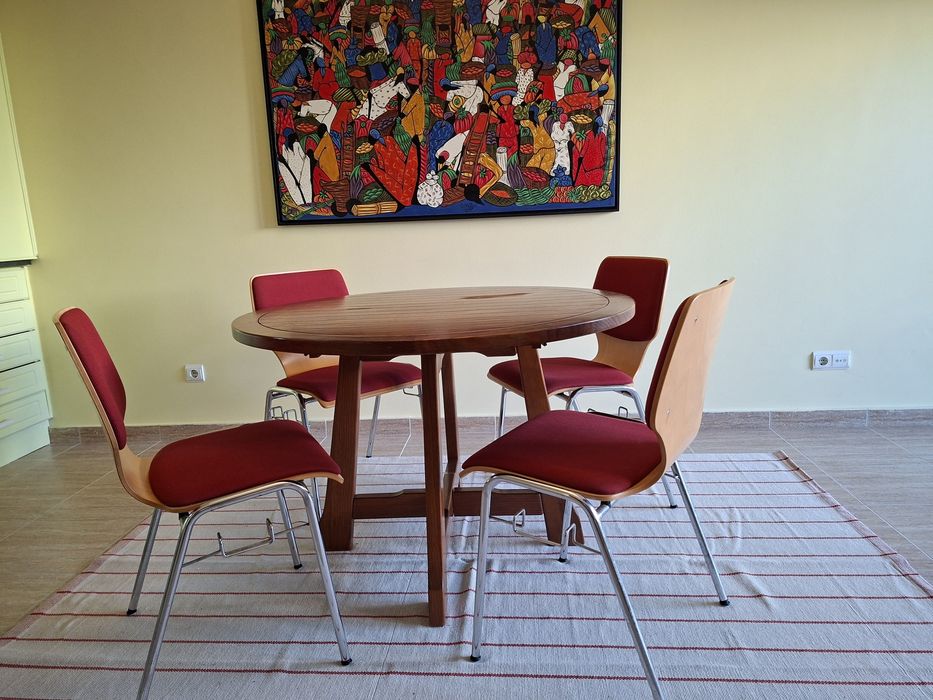 Mesa em pinho extensível
