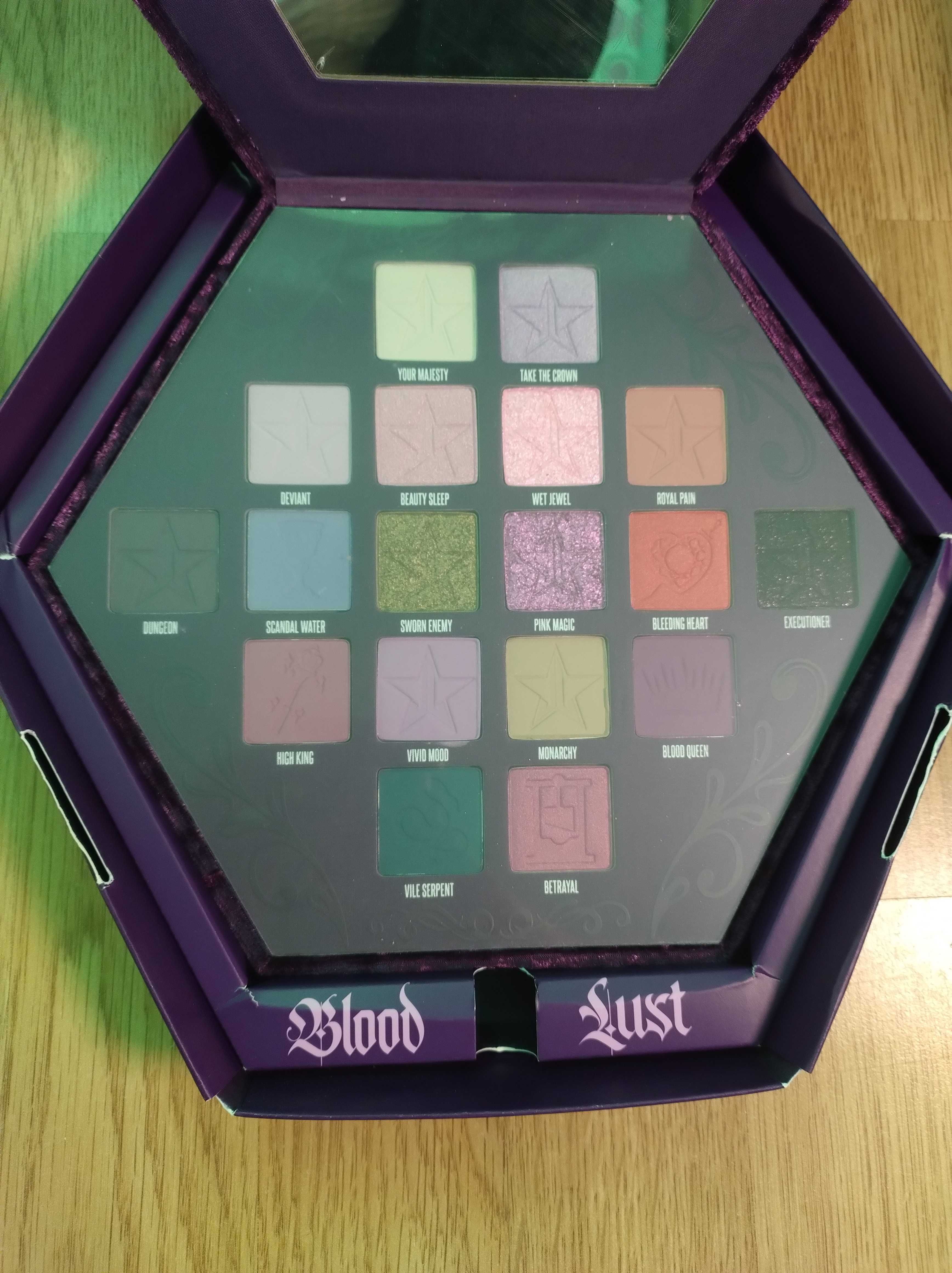 Blood Lust Artistry Palette Limited Edition - Jeffree Star