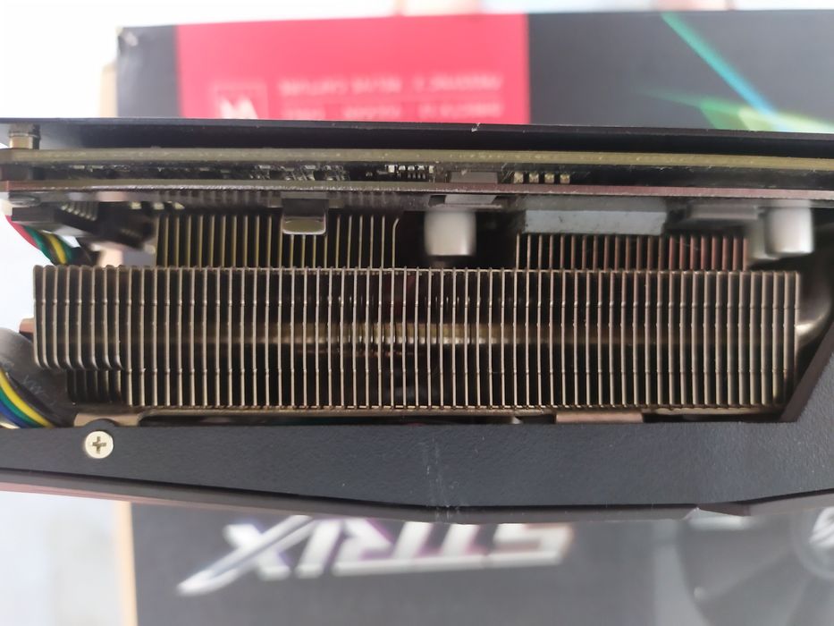 Игровая видеокарта Asus Radeon RX 580 ROG Strix 8GB Gaming DDR5 256bit