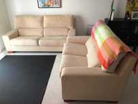 2 sofas pouco uso