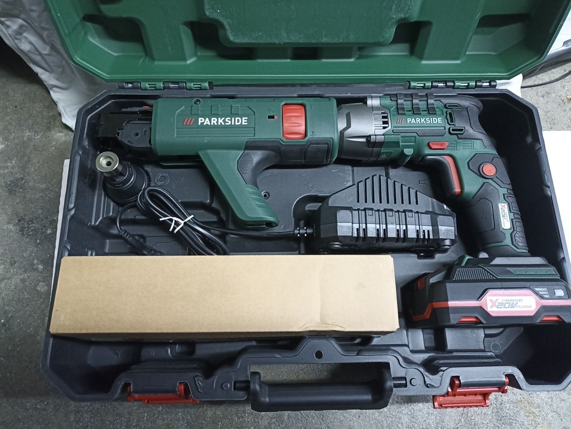 Aparafusadora Parkside 20V para pladur