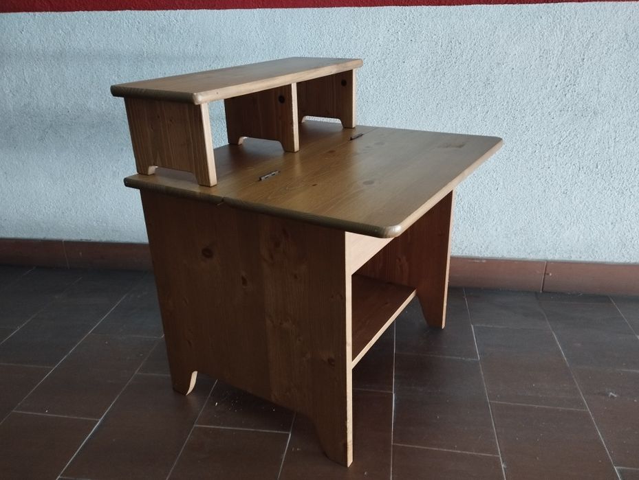 Mesa criança em madeira maciça